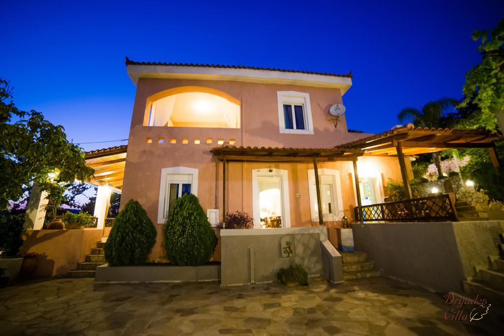 Dryades Villa Arménoi Rum bild